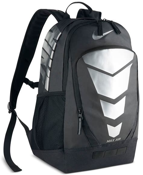 nike rucksacks for men.